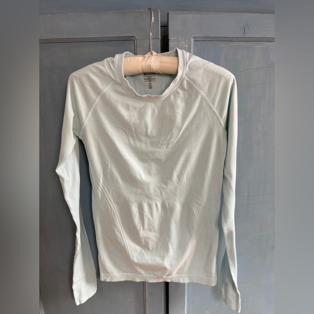 Athleta Momentum Top